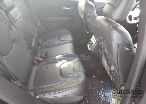 2015 Jeep Cherokee Latitude z USA, uszkodzony, nr VIN 1C4PJMCBXFW614902